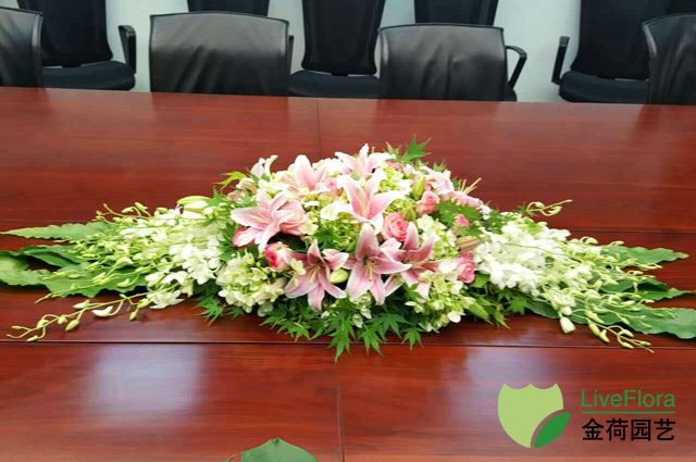 上海金荷园艺 高档桌花 鲜切花 租赁养护(1) 高档桌花 鲜切花(1)